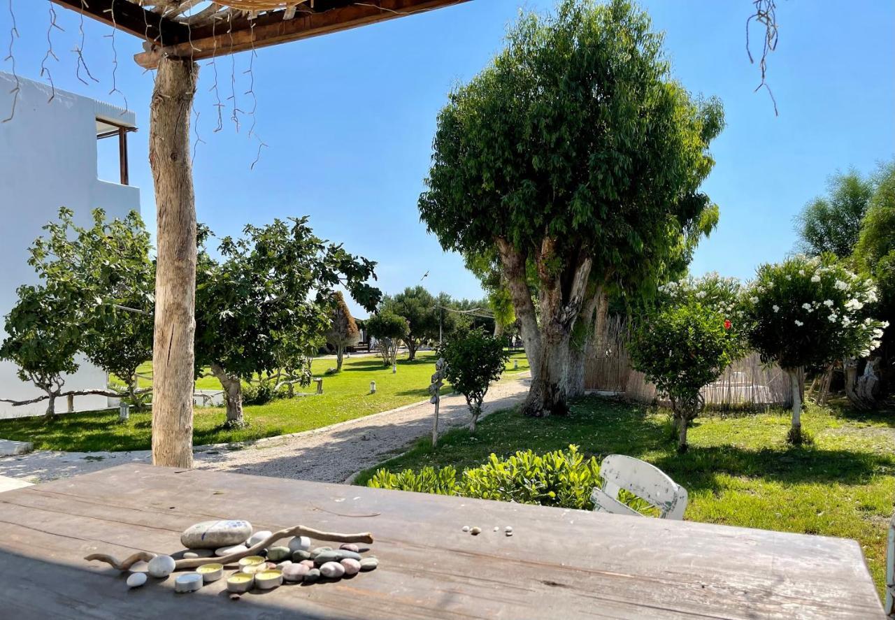 Eco Beach And Magic Garden Hotel Gennadi Extérieur photo