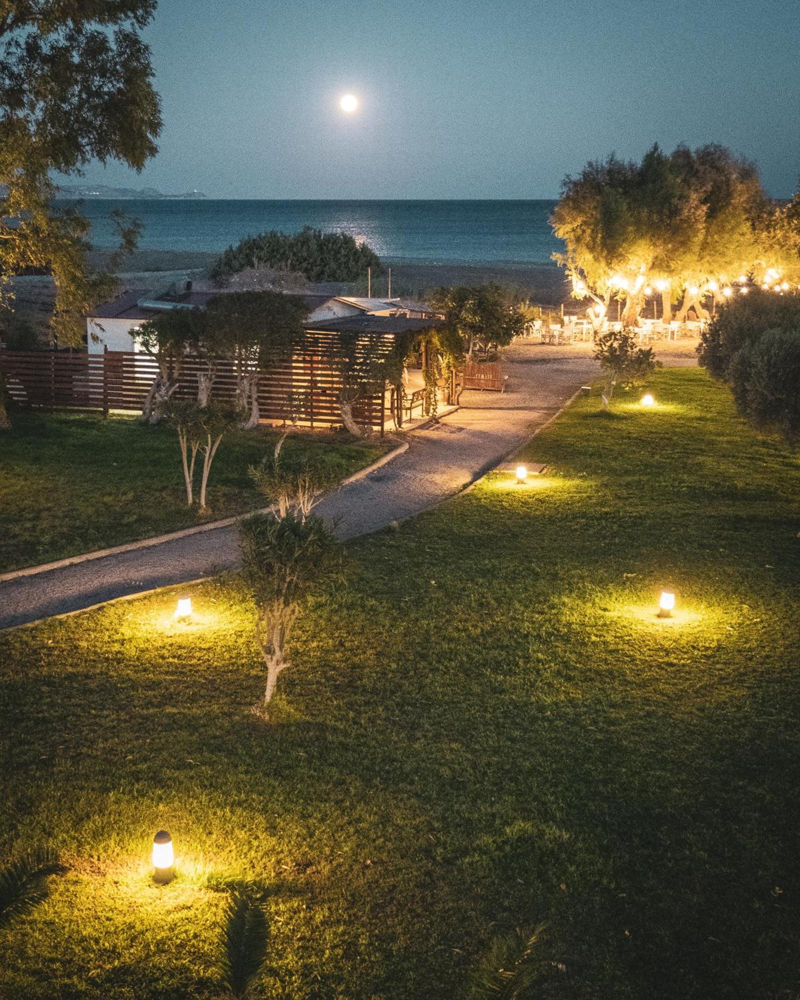 Eco Beach And Magic Garden Hotel Gennadi Extérieur photo
